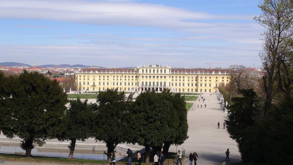 Hotel Pension De Lux Vienna Exterior photo